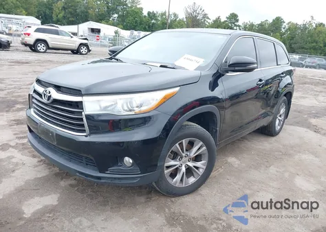 2015 Toyota Highlander Le Plus V6 из США, поврежденный, VIN 5TDBKRFH6FS080530